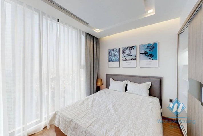 Nice and luxury one bedroom apartment for rent in Vinhome Metropolis, Ha Noi